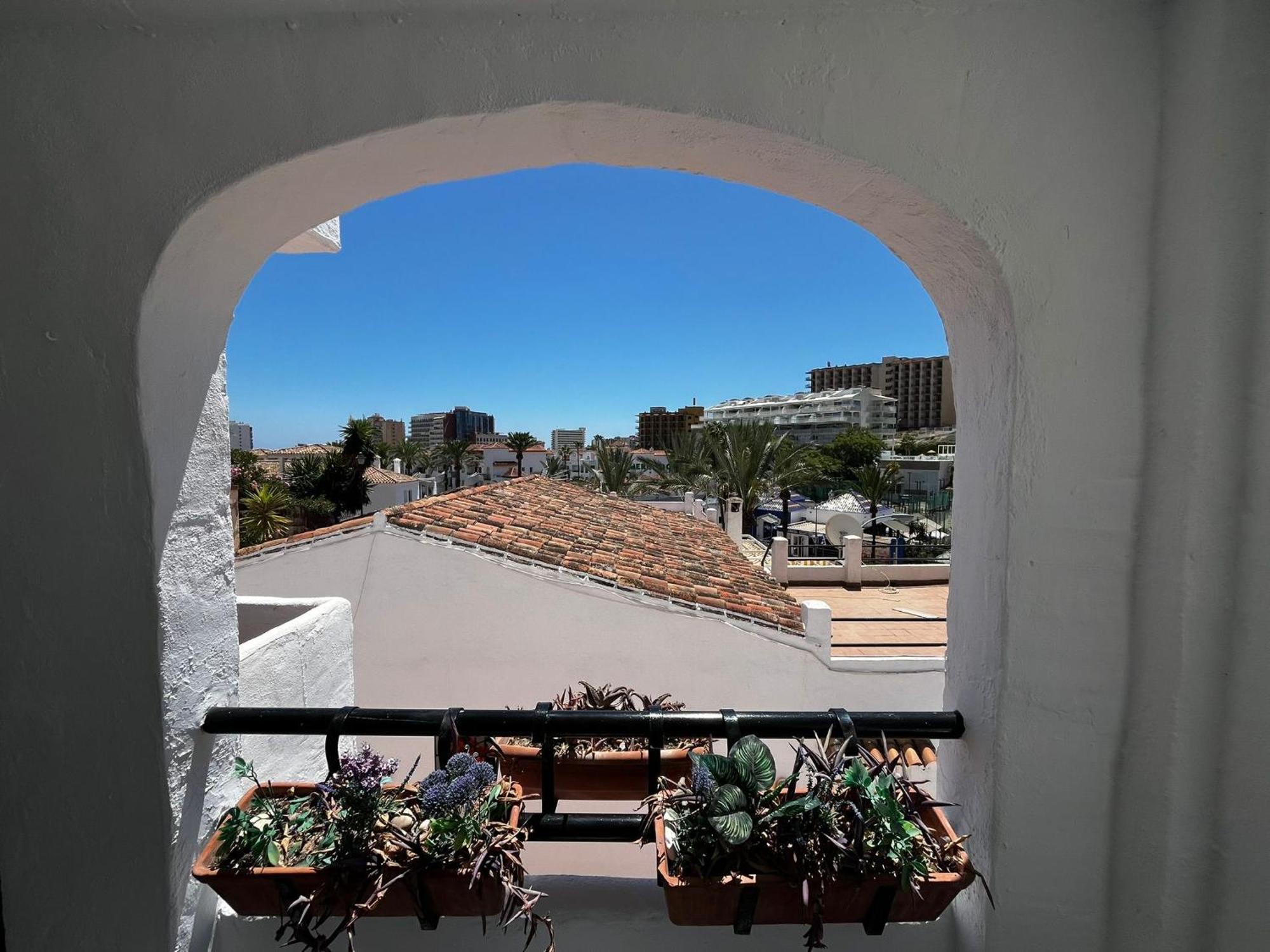 Lovely In Pueblo Evita Benalmádena